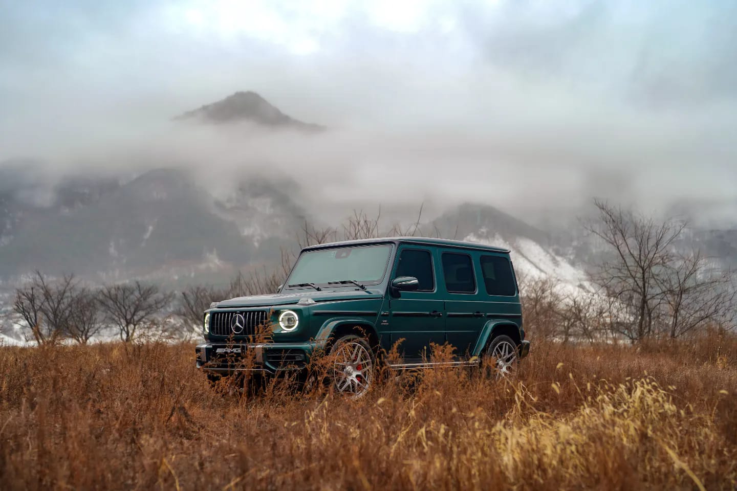 Han Sung Motor shows there’s no road that the Mercedes-AMG G 63 can’t travel on.