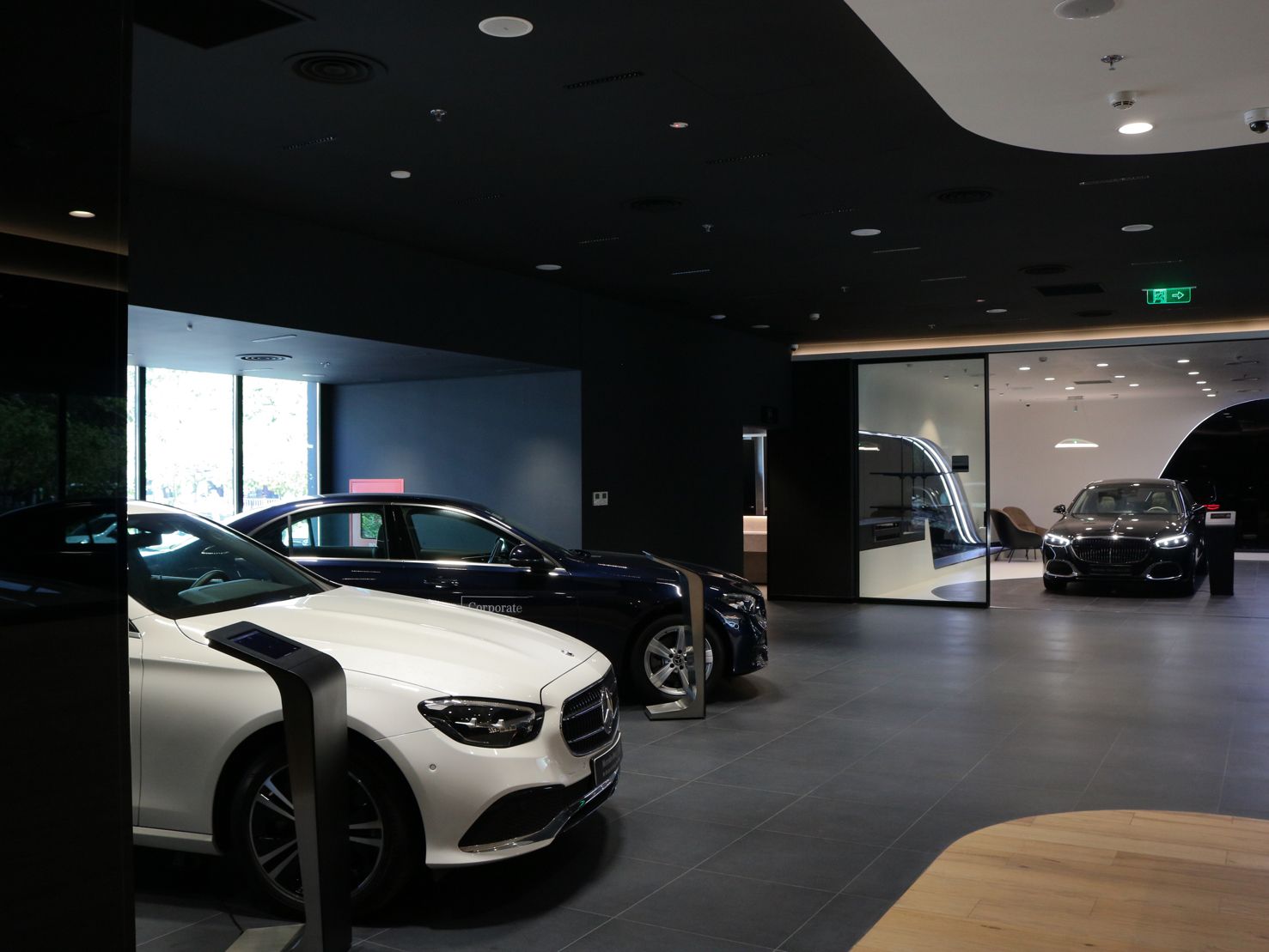 Mercedes-Benz Vietnam Star Truong Chinh showroom officially opens. First MAR2020 showroom in Ho Chi Minh City.