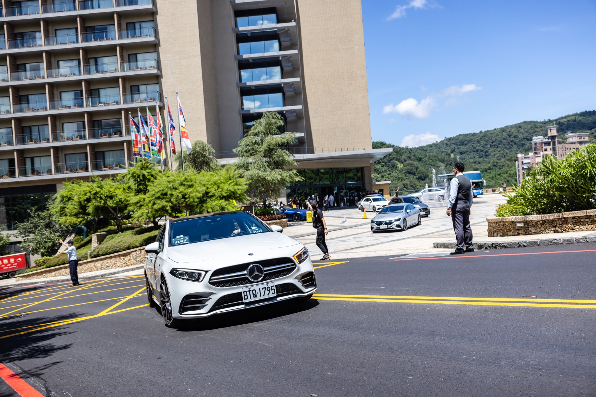 [:en]AMG Performance Tour by Capital Motors takes 40 AMG owners on a memorable summer road trip.[:tc]Motors takes 40 AMG owners on a memorable summer road trip.[:]